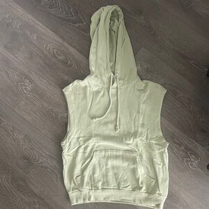 Sleeveless Hoodie Top in Sage Green
